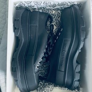 Brand new Alexander McQueen. Size 44!!